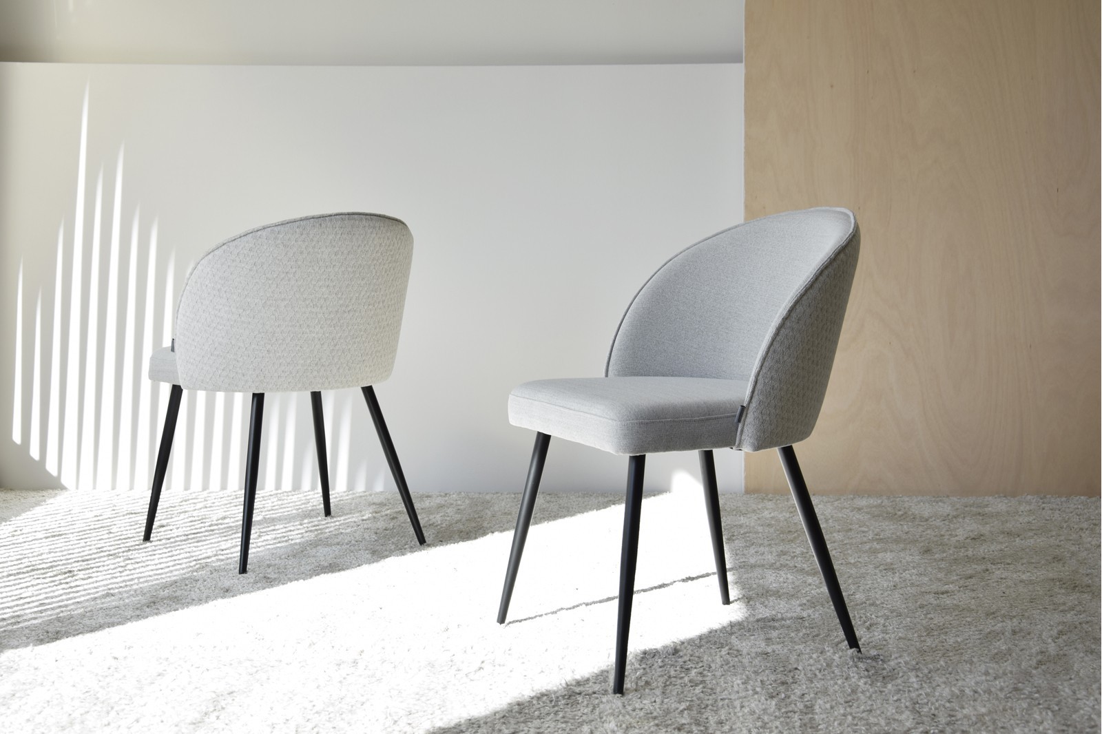 SET 2 SILLAS COMEDOR EN TONOS GRISES