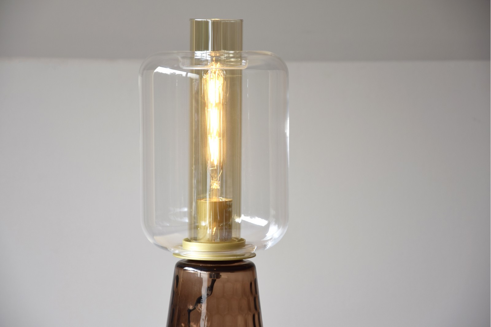 LAMPARA MESA COL.CANDIL VIDRIO AMBAR LED