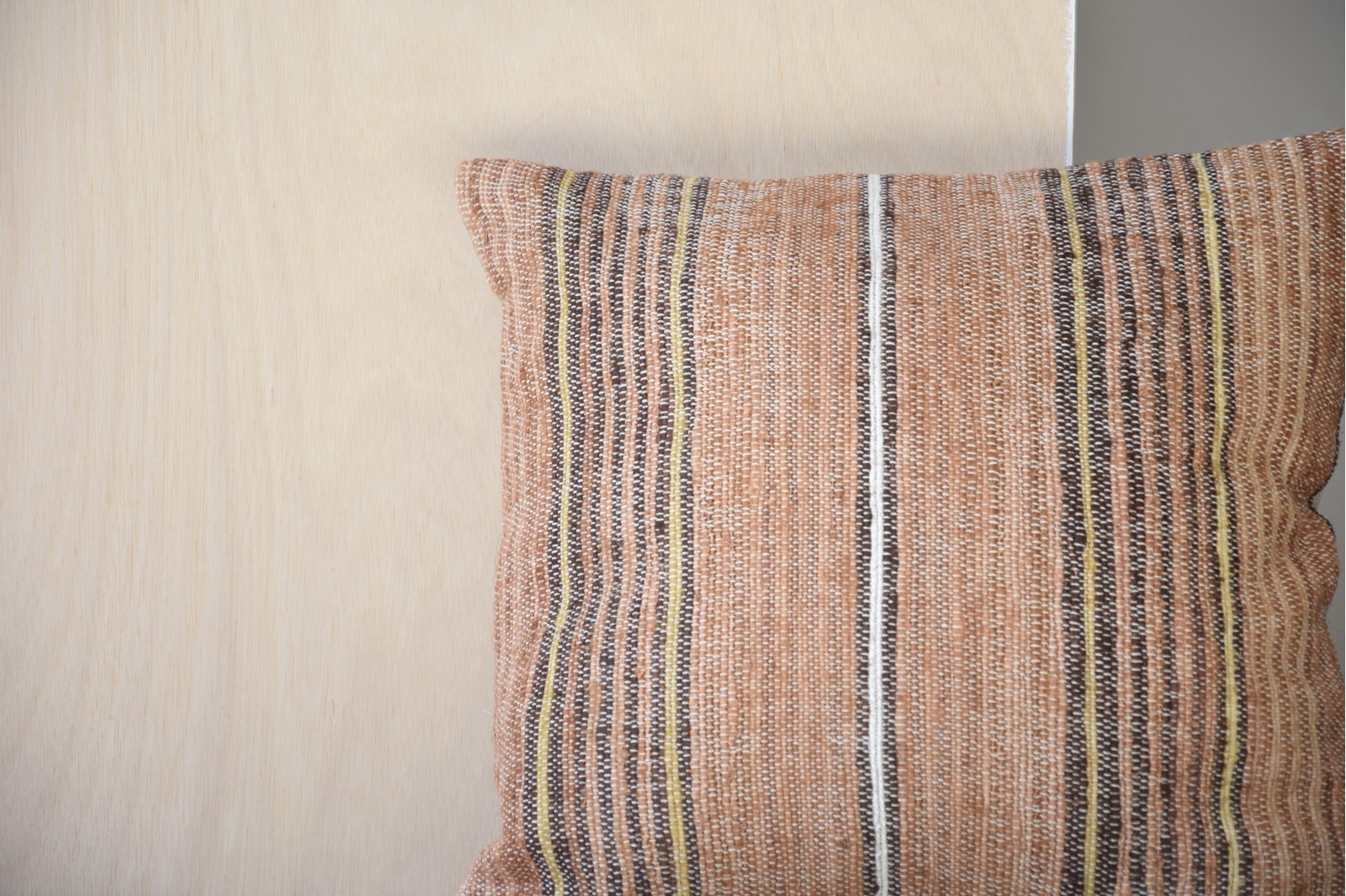 COJIN ALGODON TONOS OCRES.ADRA N.4