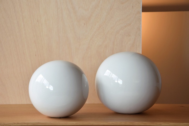 COLLECTION BOULES EN CÉRAMIQUE BLANC BRILLANT XL | VP Interiorismo