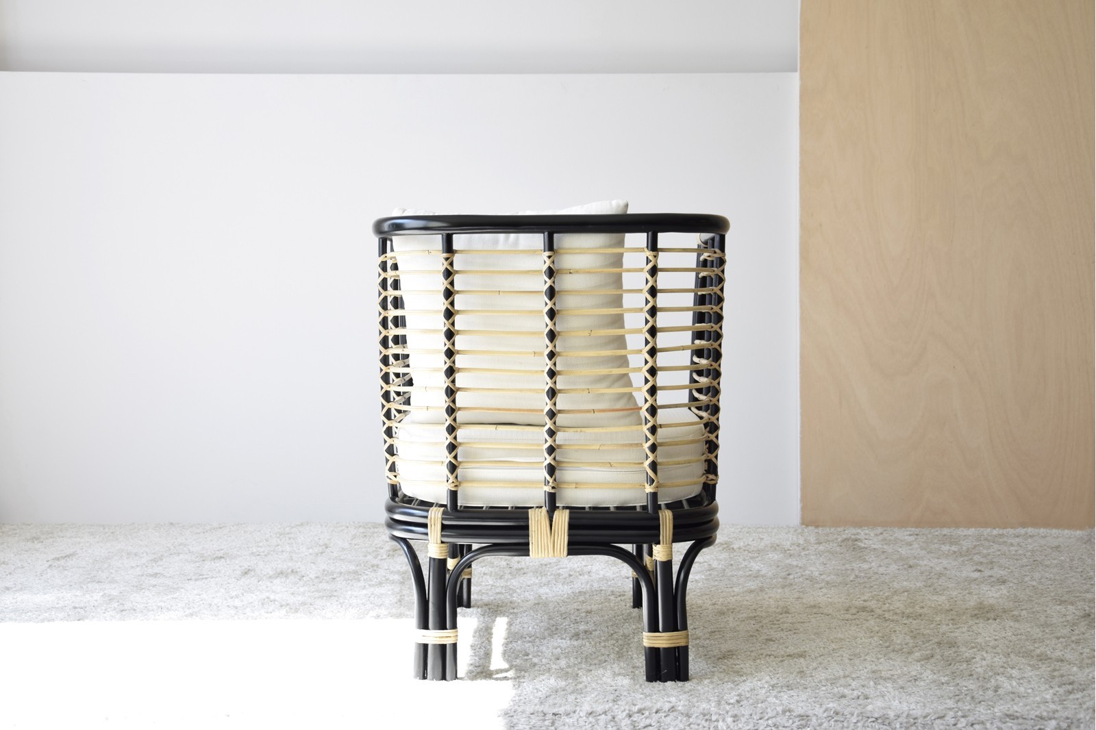 SILLON VERA EN RATTAN CON COJIN