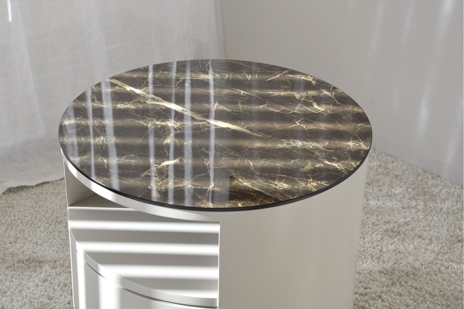 MESA AUXILIAR N.55. MARMOL CERAMICO.GRIS