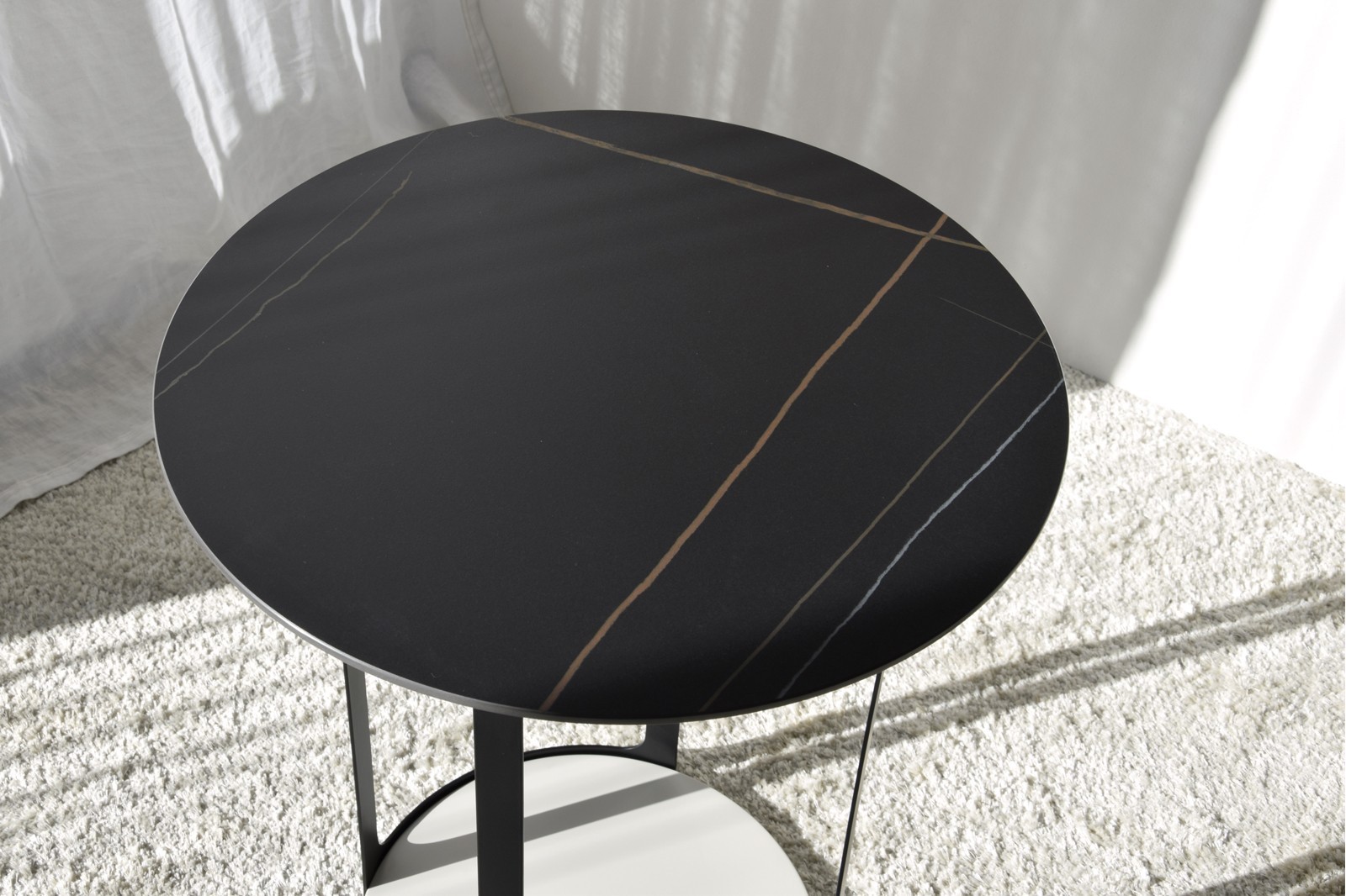 MESA AUXILIAR N.30.PIEDRA SINTERIZADA N.