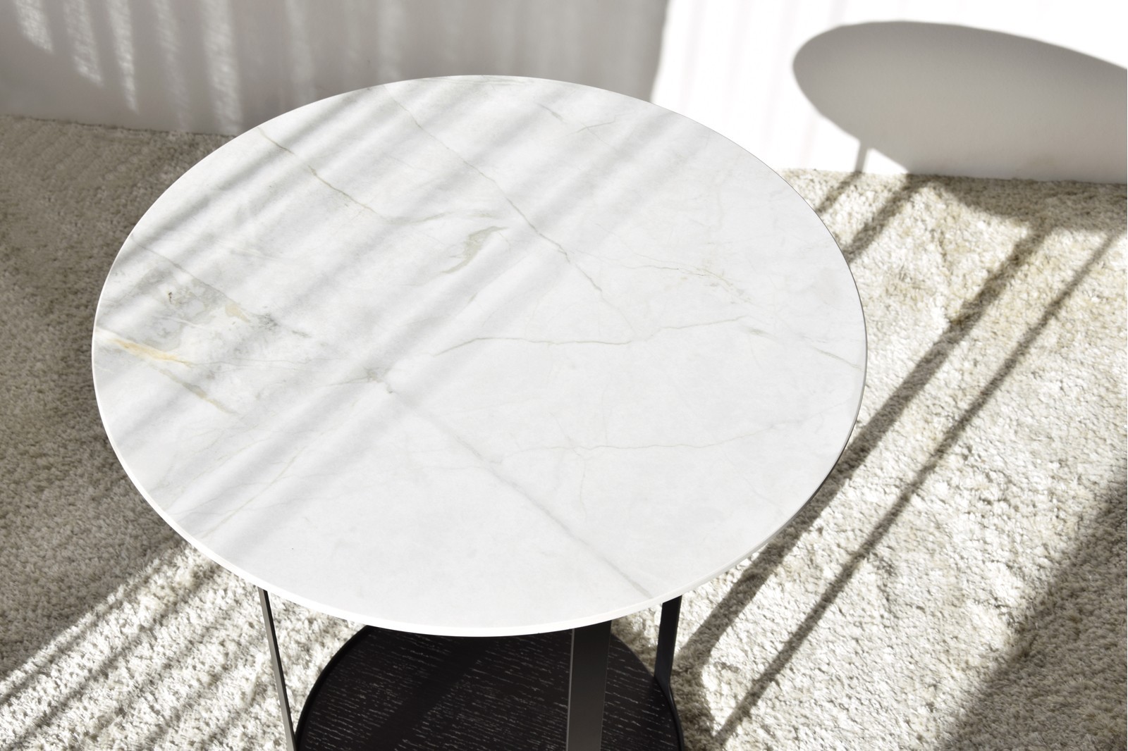 MESA AUXILIAR N.30.BLANCO Y NEGRO