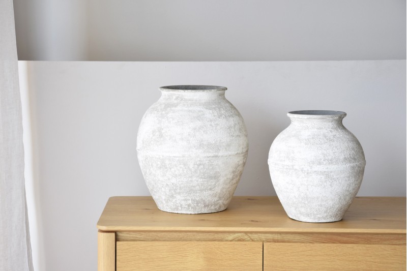 ALÍA COLLECTION: RUSTIC CERAMIC AMPHORAE | VP Interiorismo