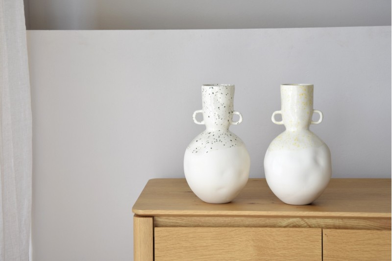 ANNA COLLECTION: NATURAL AND PINTAS CERAMIC VASES | VP Interiorismo