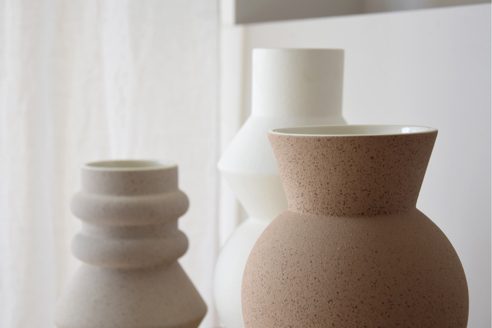 COLECCIÓN VOLUMEN: JARRONES CERÁMICA TEXTURA