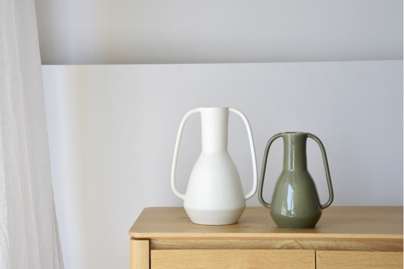 COLLECTION POIGNÉES : VASES EN CÉRAMIQUE BLANC VERT | VP Interiorismo