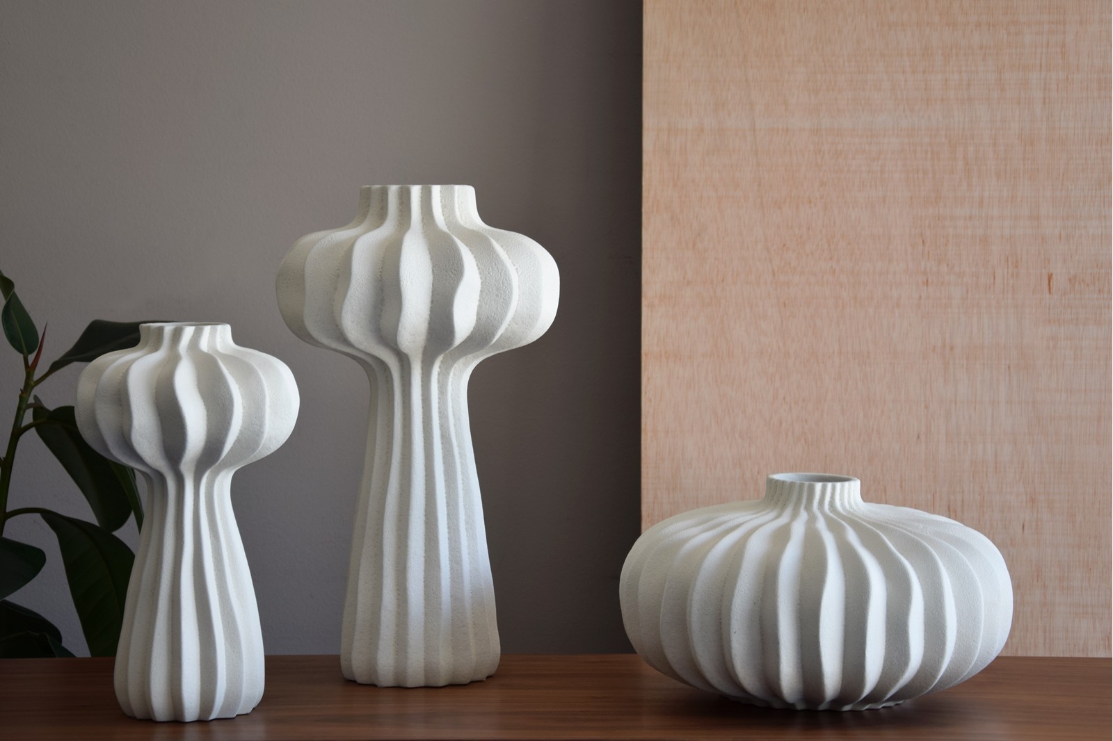 COLECCIÓN SECUOYA: JARRONES Y CENTRO CERÁMICA