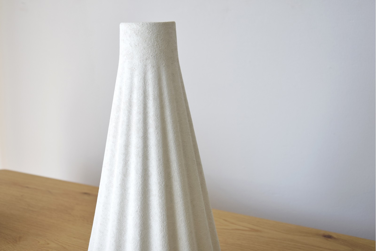 JARRON CERAMICA FUELLE. BLANCO TEXTURA