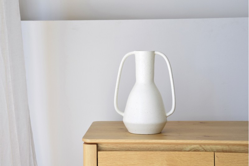 VASE EN CERAMIQUE -ANSE-.BLANC CHAUD ET MOUCHETE | VP Interiorismo