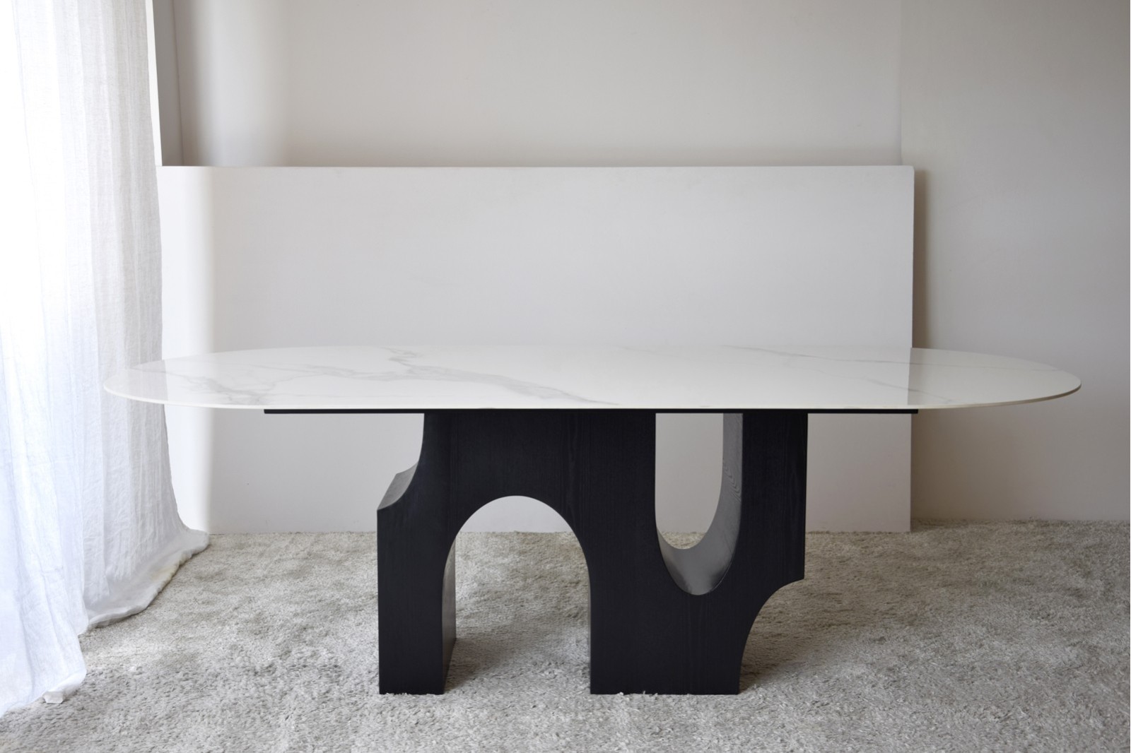 MESA COMEDOR PETRA. BLANCO,NEGRO,GRIS