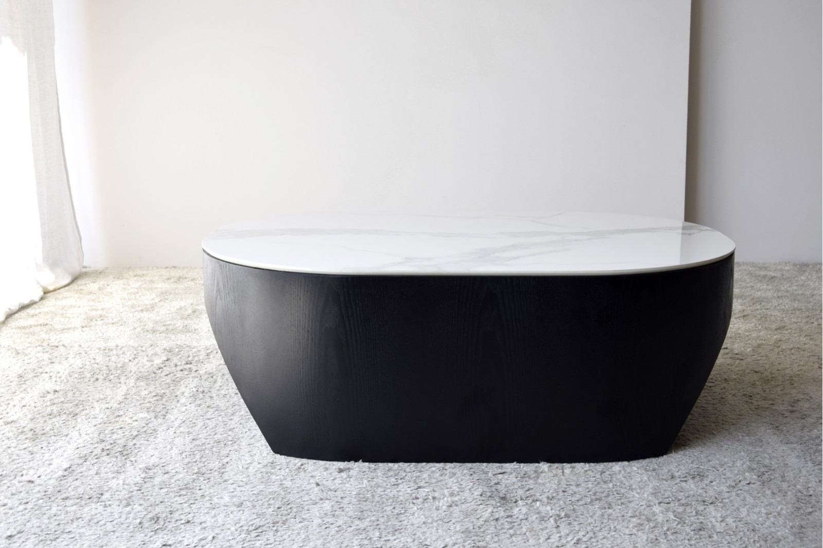 MESA DE CENTRO NORA. NEGRO,BLANCO, GRIS