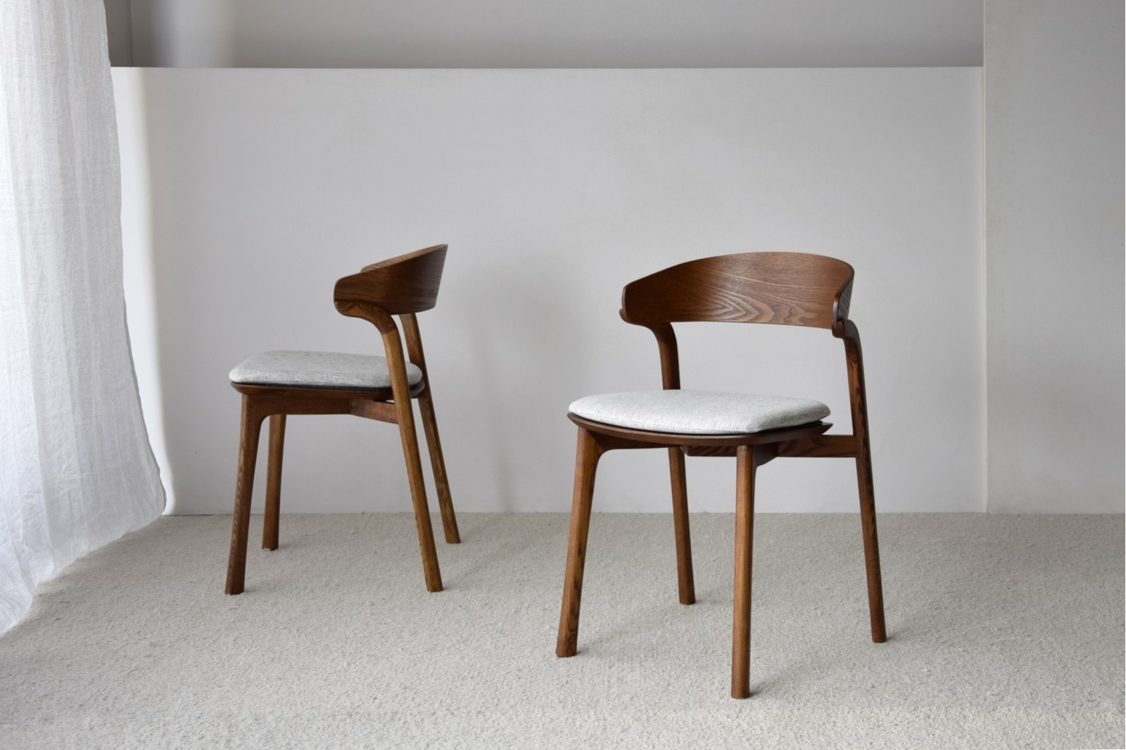 SET 2 SILLAS EMMA. MADERA.MARRON GRIS