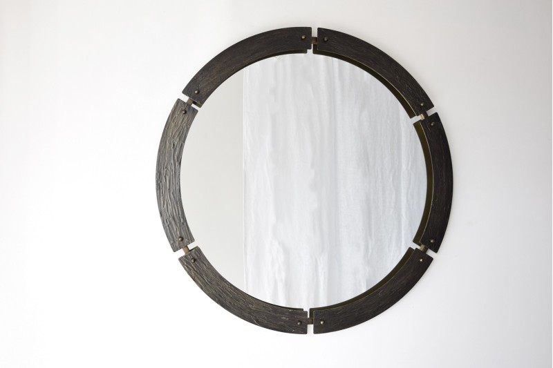ROUND MIRROR 2. METAL RELIEF FRAME | VP Interiorismo