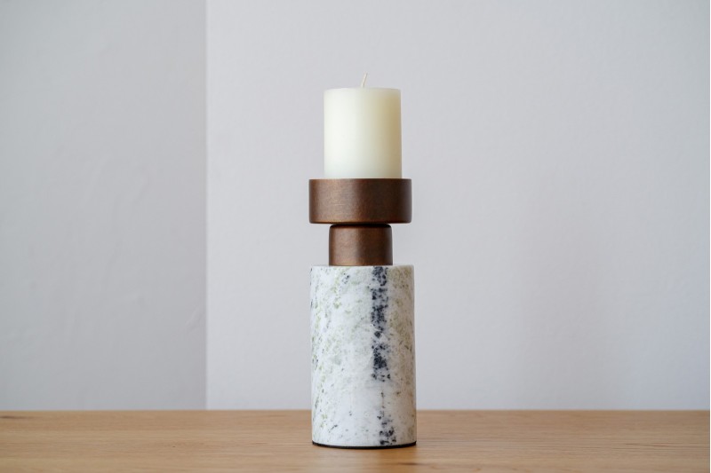 CANDLEHOLDER. METAL AND MARBLE. GREEN. SMALL SIZE | VP Interiorismo