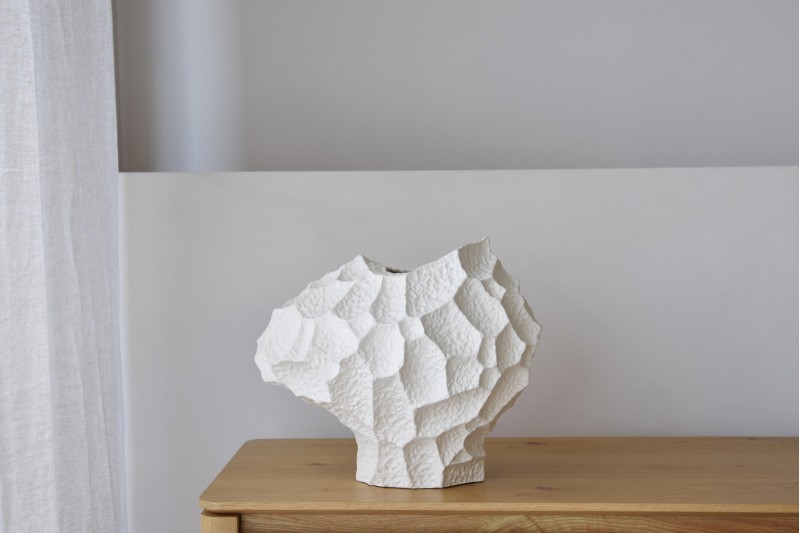 VASE EN CERAMIQUE.LUNAR XL. BLANC. BASSE | VP Interiorismo