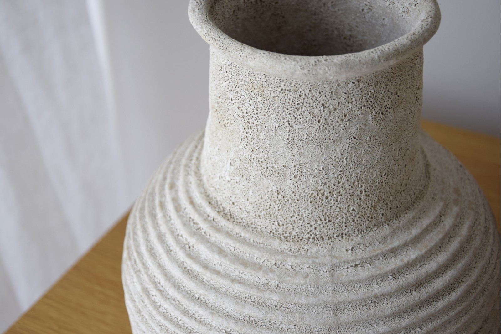 JARRON CERAMICA COL MITU. ARENA. BAJO