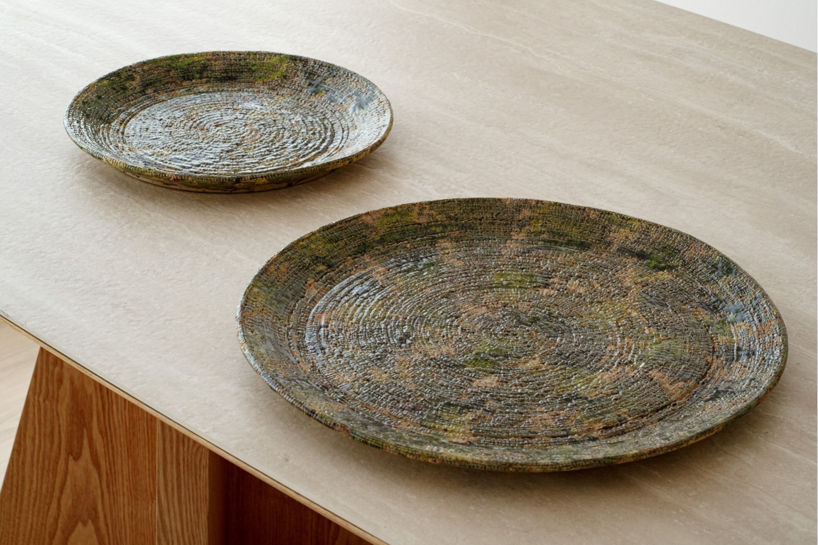 CENTRO MESA CERAMICO COLECCION MUSGO. PQ