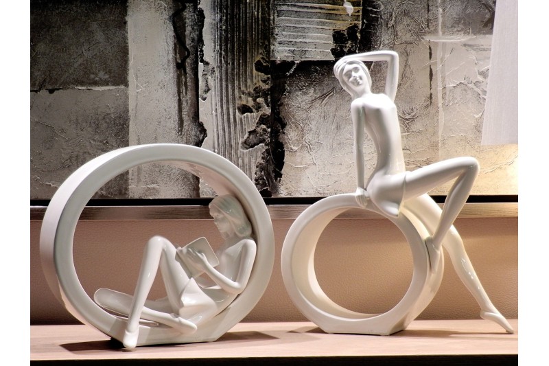 ESCULTURA CERAMICA ALTA. COL. BAILARINAS