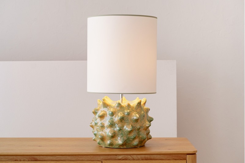 LAMPE DE TABLE EN CERAMIQUE. SOLAIRE. VERTE. BAS | VP Interiorismo