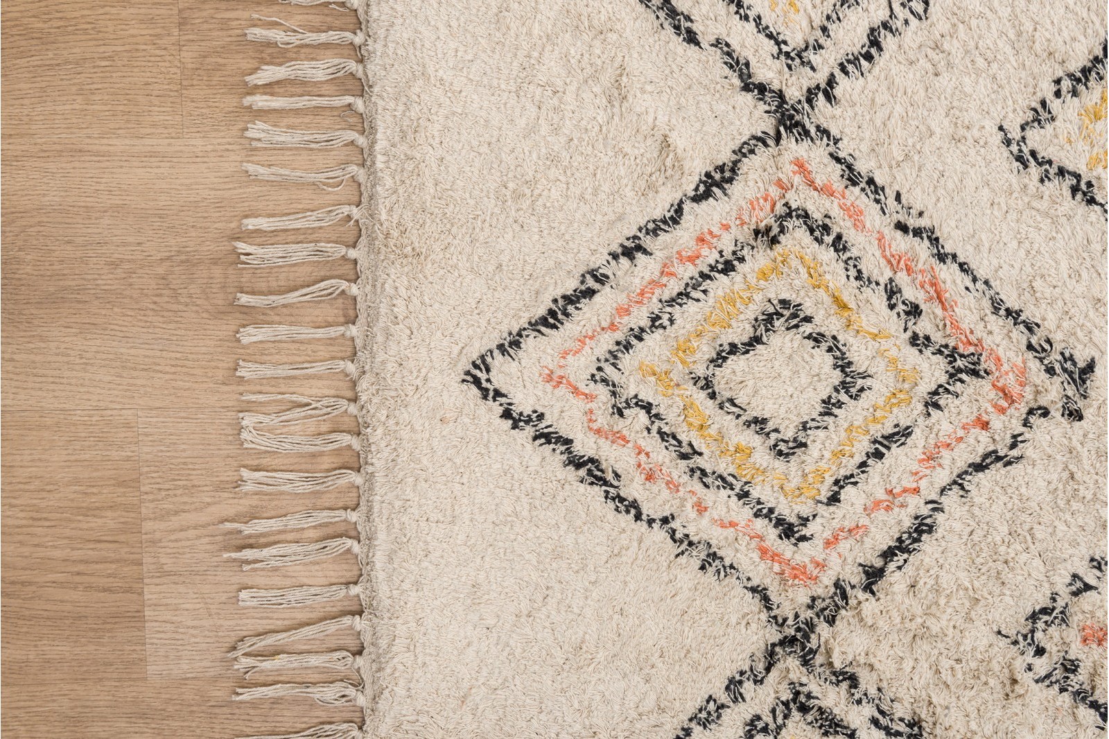 ALFOMBRA AFRA. DIBUJO GEOMÉTRICO COLOR