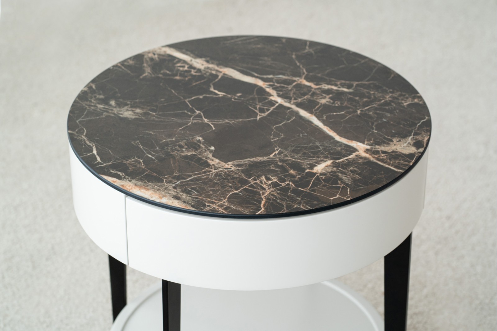 MESA AUXILIAR N.51.CERAMICO Y METAL