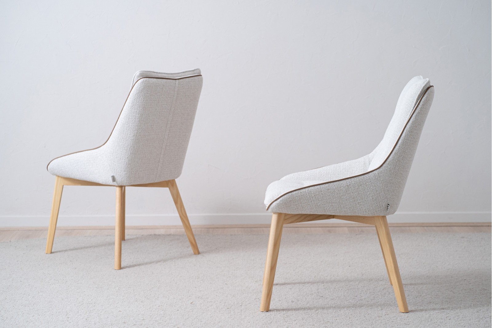 SET 2 SILLAS  MIA. MARFIL