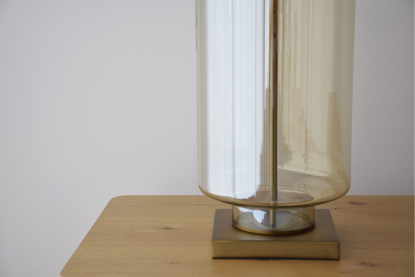 LAMPARA VIDRIO AMBAR CILINDRO