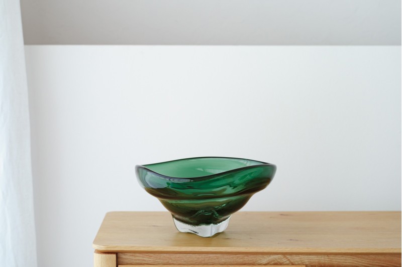 GLASS CENTERPIECE EREA. GREEN. SMALL | VP Interiorismo