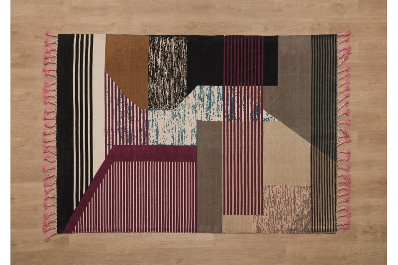 BERTA RUG. ABSTRACT COLOURS AND FRINGES | VP Interiorismo