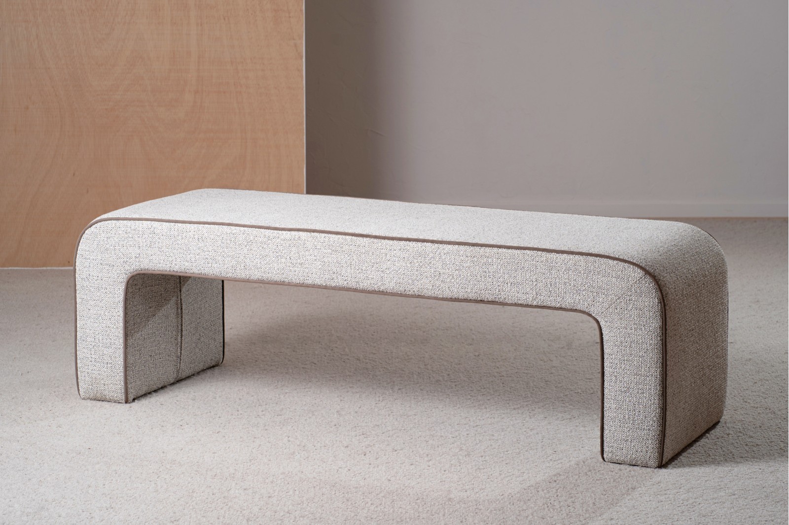 BANCO XELA. MARFIL  GRIS  TOPO