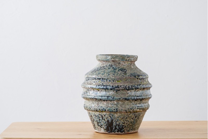 CELTIA VESSEL.CERAMIC.GREEN OCHRE. SMALL | VP Interiorismo