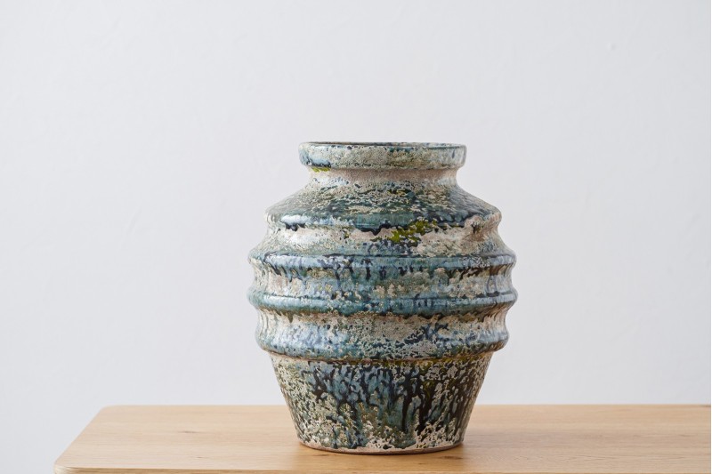 CELTIA VESSEL.CERAMIC.GREEN OCHRE. LARGE | VP Interiorismo