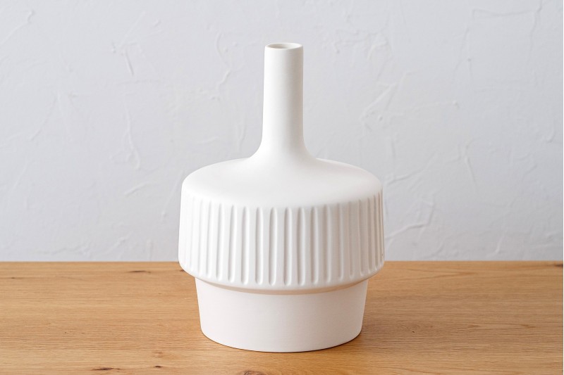 VESTA VASE. CERAMIC. MATT WHITE. SMALL | VP Interiorismo