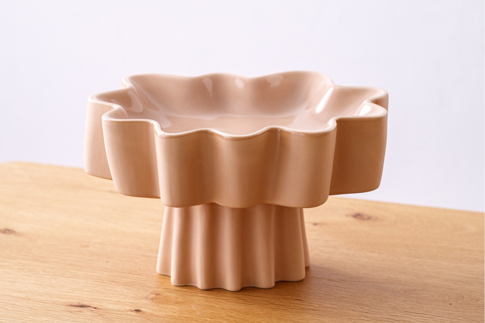 CENTRO MOIRA. CERAMICA. COLOR NUDE