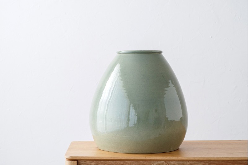 VASE CIAN. CERAMIQUE. VERT D’EAU. GRAND FORMAT | VP Interiorismo