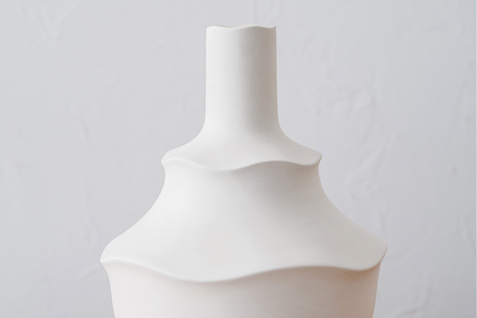 JARRON CERAMICA ALEN. BAJO. BLANCO MATE