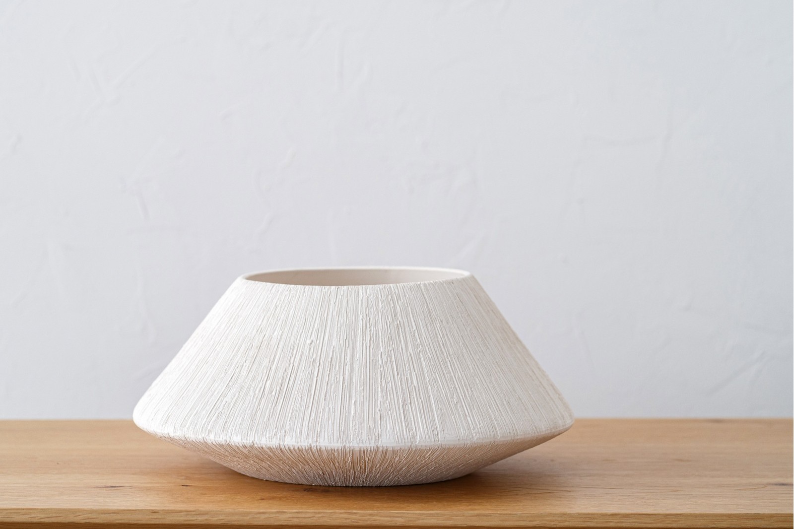 CENTRO EINÉS. BLANCO TEXTURA