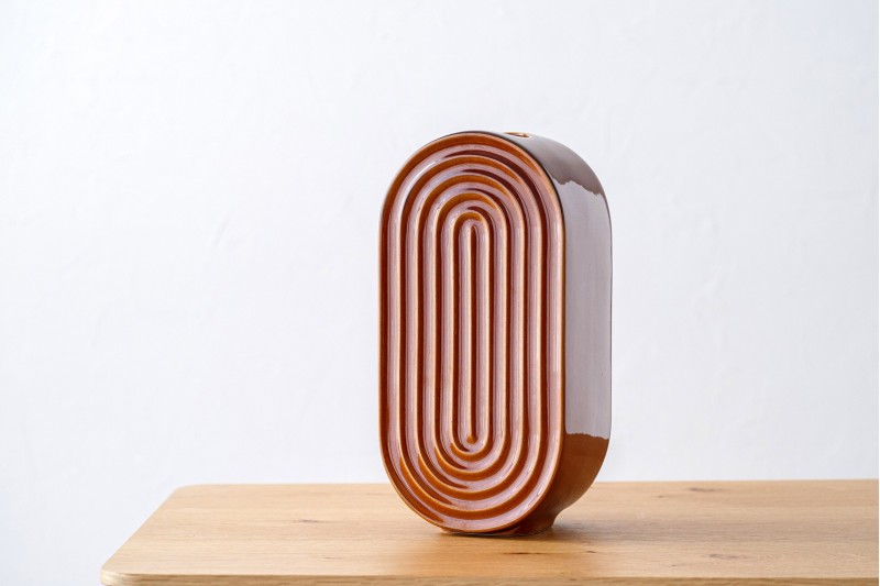 VASE NERVA.CERAMIQUE.TON CARAMEL.FINITION BRILLANT | VP Interiorismo