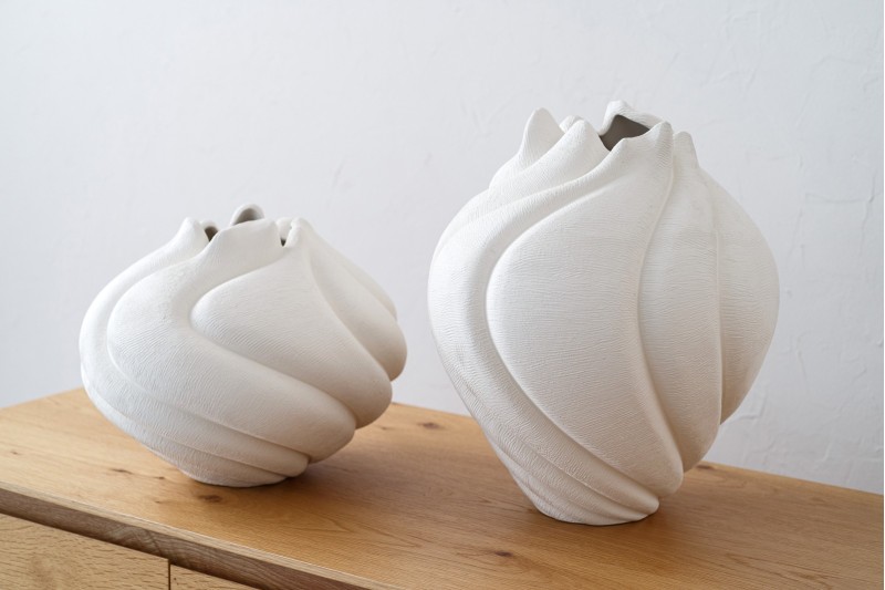 COLLECTION RISCO : VASE ET CENTRE DE TABLE EN CÉRAMIQUE | VP Interiorismo