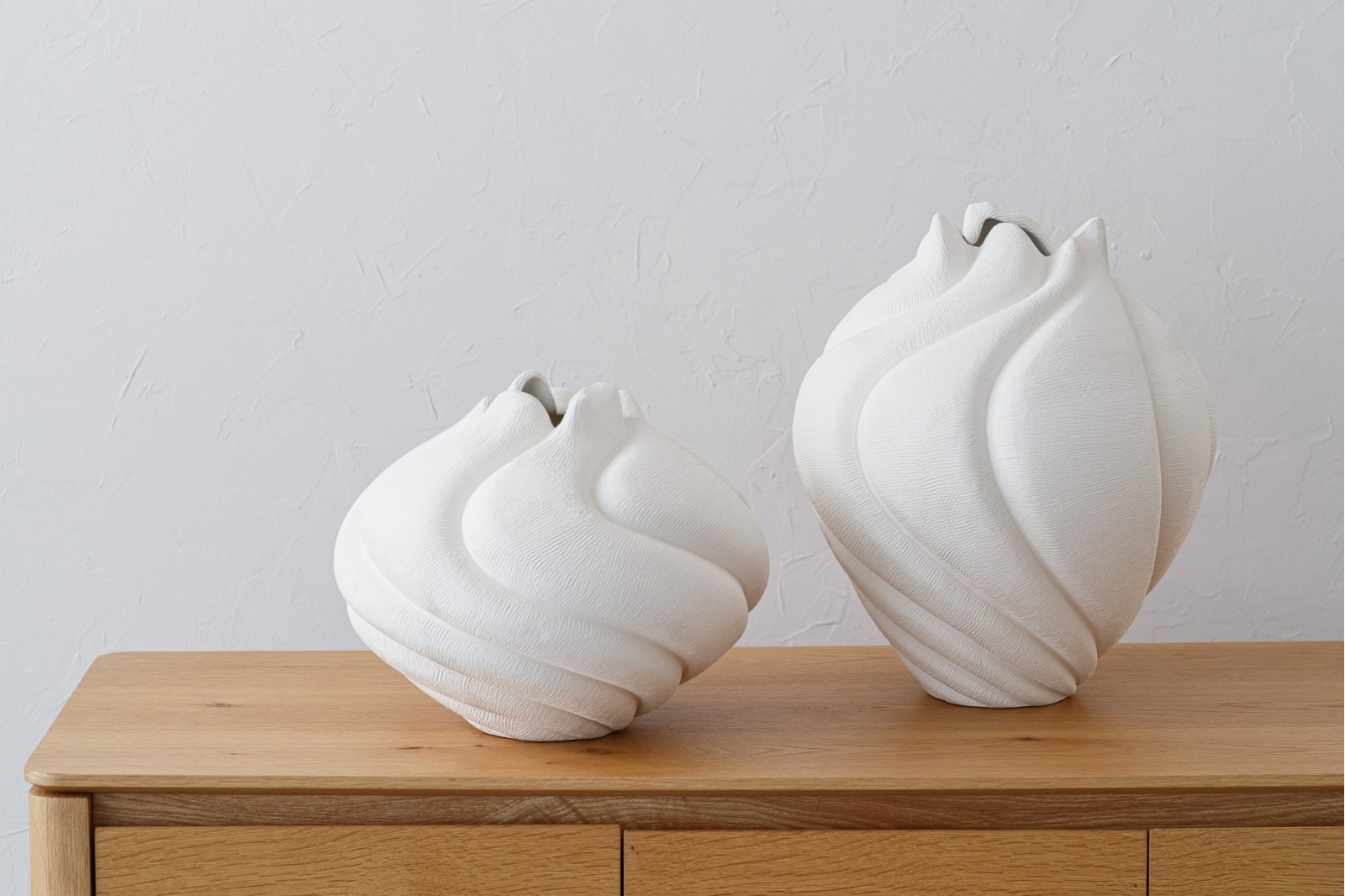 COLECCIÓN RISCO : JARRÓN YCENTRO EN CERÁMICA