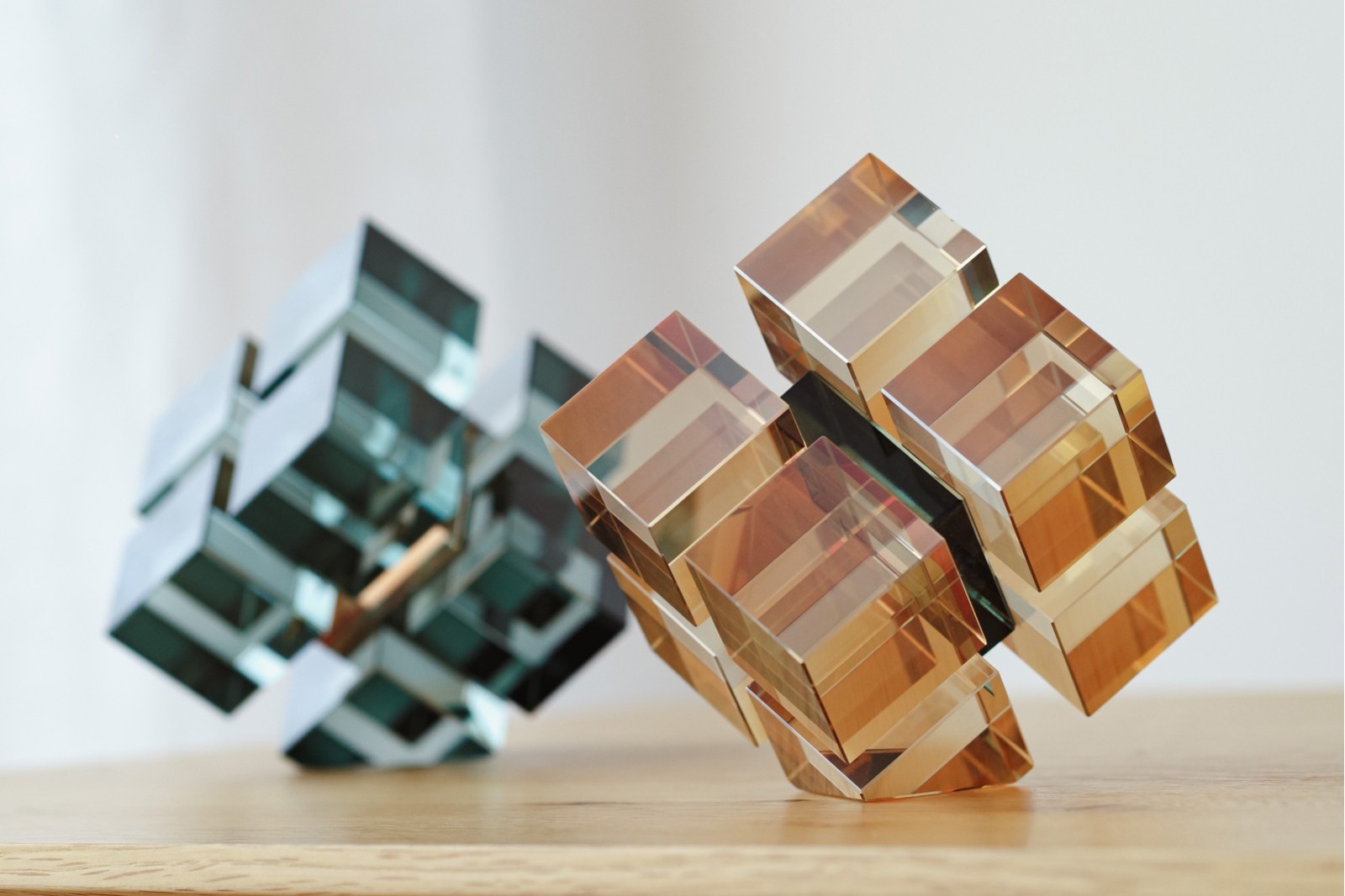 COLECCIÓN PUZZLE: CUBOS CRISTAL AZUL NÁCAR