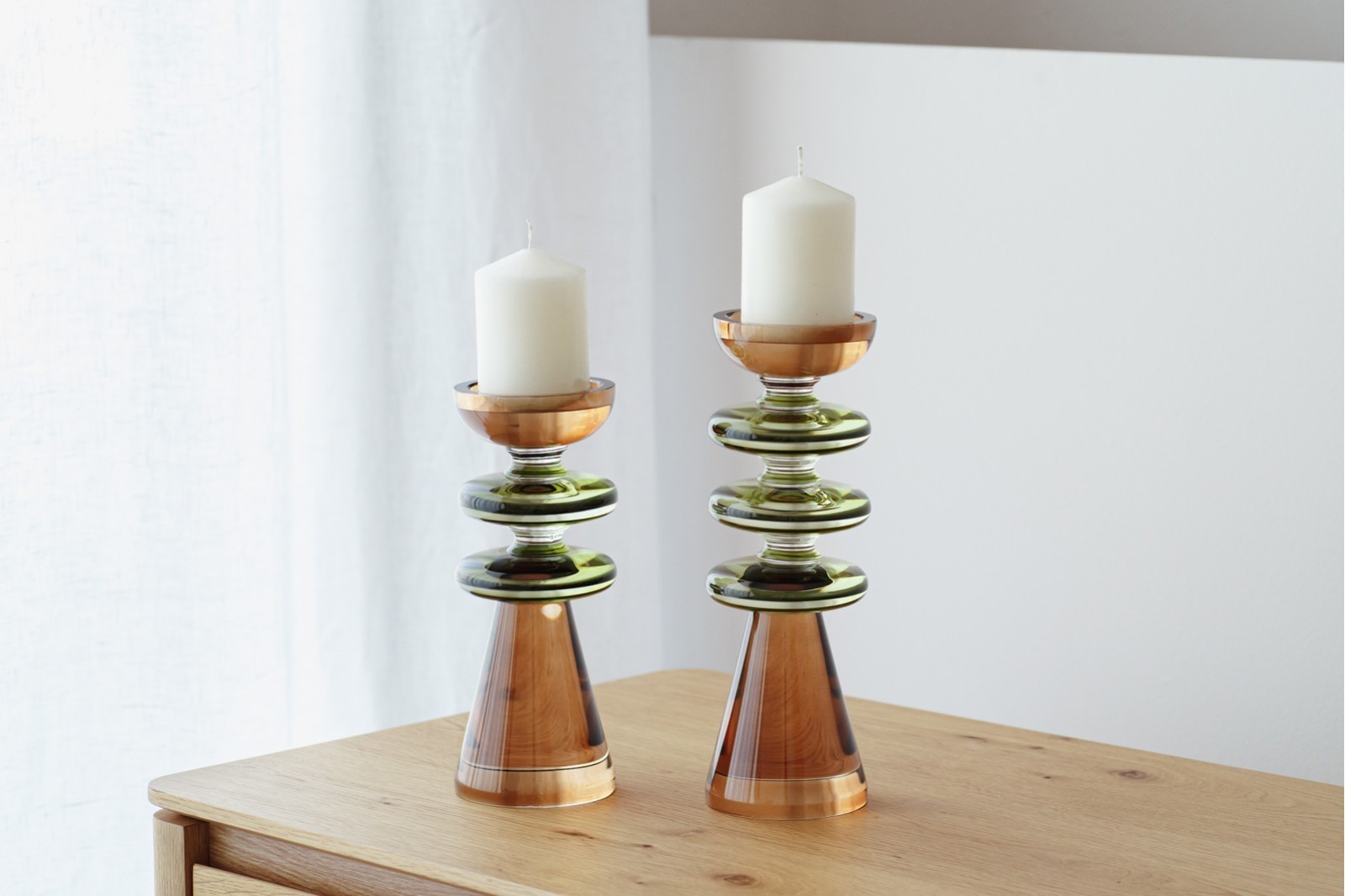 COLECCIÓN EO: CANDELABROS CRISTAL VERDE OCRE