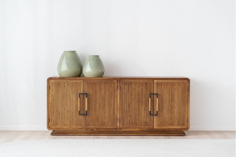 HEREA SIDEBOARD. ASH HONEY TONE | VP Interiorismo