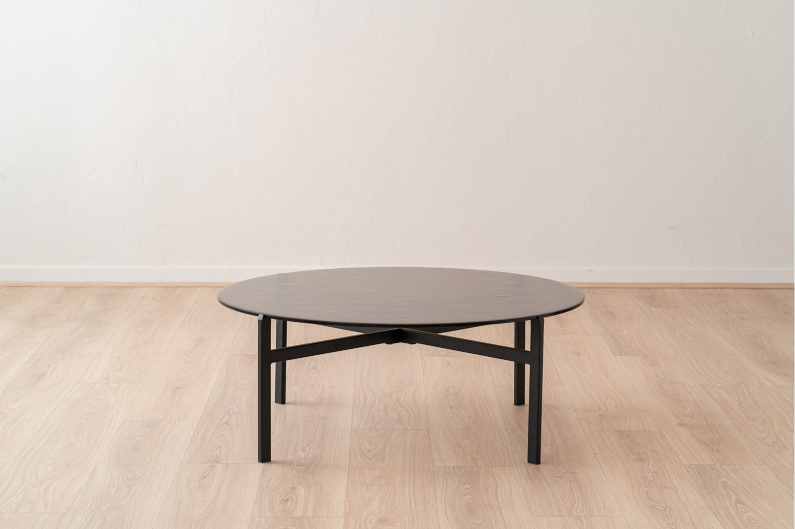 MESA CENTRO. CRISTAL TEXTURIZADO Y METAL