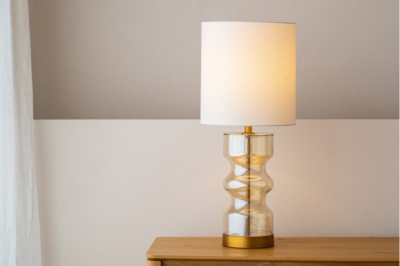 LAMPE CILLA N1. VERRE AMBRE AVEC ABAT-JOUR | VP Interiorismo