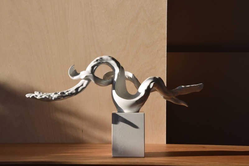 ABSTRACT CERAMIC SCULPTURE | VP Interiorismo