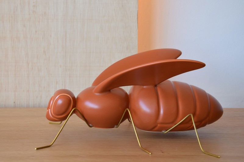 SCULPTURE D-ABEILLE. CERAMIQUE. TERRE CUITE MATE | VP Interiorismo