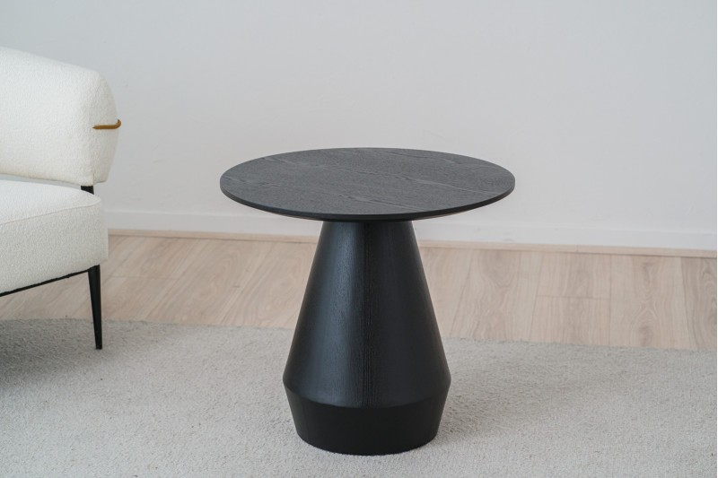 SIDE TABLE. BLACK ASH | VP Interiorismo
